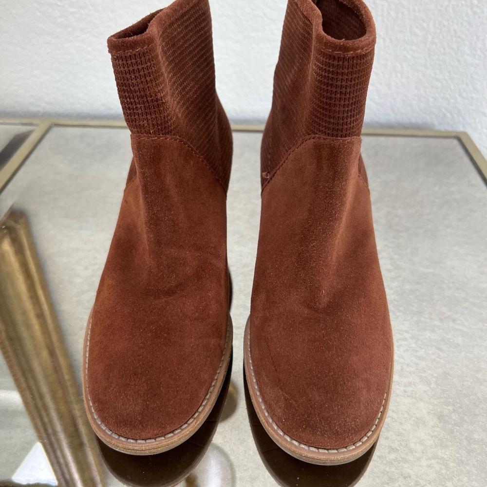 Aquatalia Suede Ankle Boot